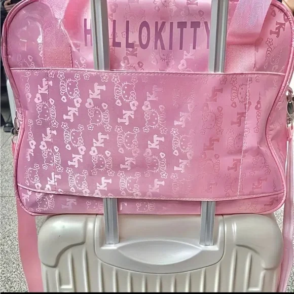 Pink Hello Kitty Travel Bag, Pink Hello Kitty Purse, Pink Hello Kitty Luggage - Picture 8 of 14